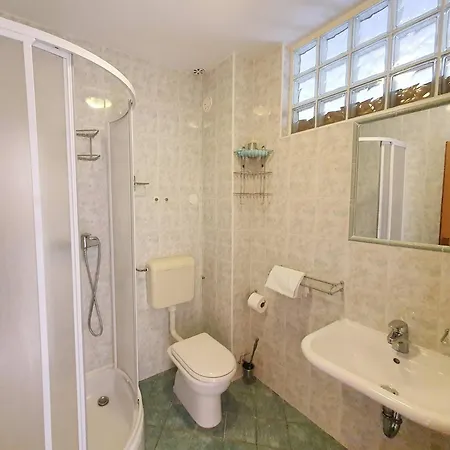 Mostak Vendégház 3*