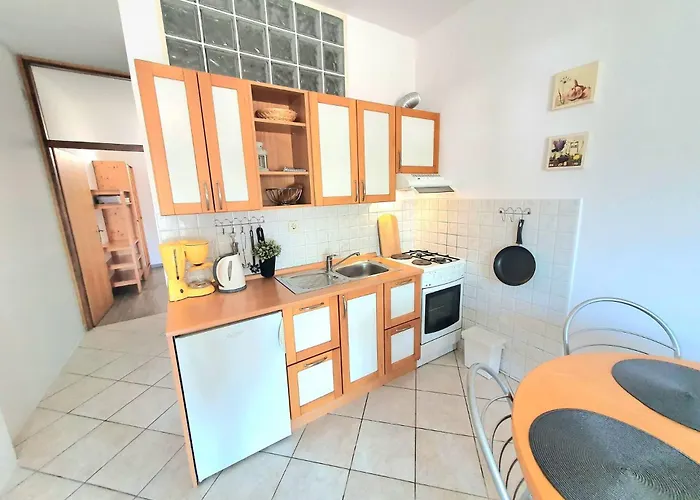 Mostak 3* Baška